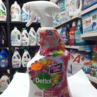 Многофункционален почистващ Dettol Antibacterial Multi Purpose   Cleaner Spray Wild Blossom 1L , снимка 1 - Препарати за почистване - 37773987