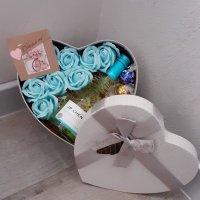 Луксозна кутия с сапунени рози ., снимка 7 - Изкуствени цветя - 36623101
