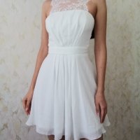 Елегантна дамска рокля с дантела в бял цвят р-р S/M - марка Elise Ryan, снимка 1 - Рокли - 43324748