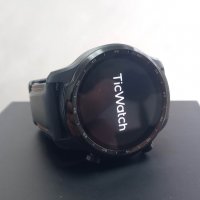 Смарт часовник-TicWatch Pro 3 , снимка 4 - Смарт часовници - 39277657