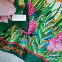 Нов швейцарски шал коприна тънка коприна марка beyerler, снимка 4 - Шалове - 39253397