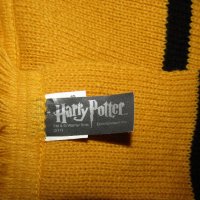 Harry Potter Hufflepuff CineReplicas шал Хари Потър, снимка 3 - Шалове - 43329629