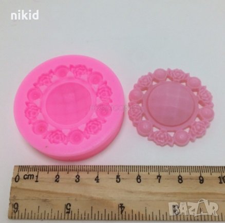Релефен камък кръгъл с розички силиконов молд форма за украса декорация фондан торта мъфин, снимка 1