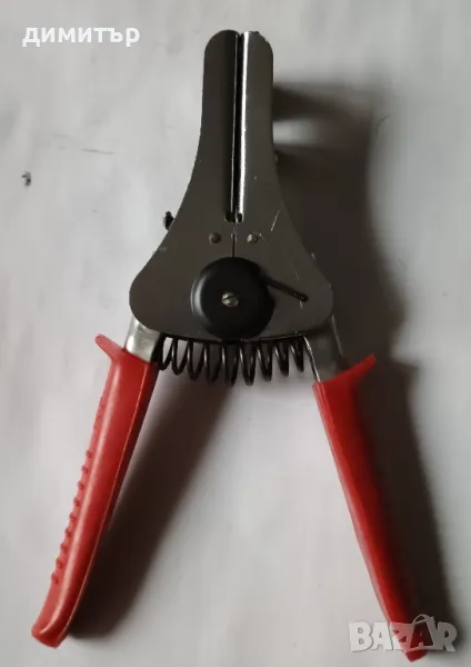Клещи за оголване на кабели., снимка 1