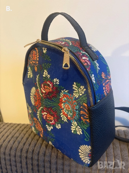 Елегантна дамска раница, снимка 1