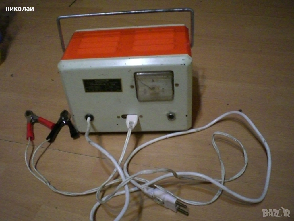 зарядно за ак -латор немско старите, снимка 1