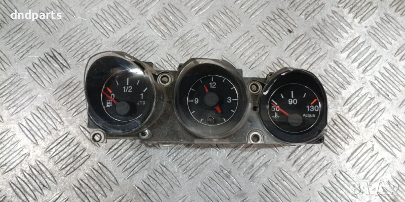 Табло уреди Alfa Romeo 156 2003г.	, снимка 1