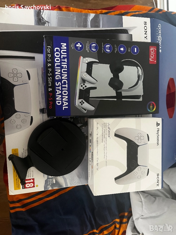 Продавам Ps5 (Fat) със охладител + втори джойстик, снимка 1