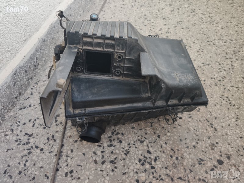 Филтърна кутия горна част  за Vw Passat B3 2.0 2E, 115кс, Пасат 2, снимка 1