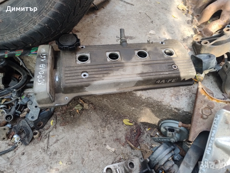 Капак Клапани + Капачка За Тойота Корола 1.6И 16В 2000г / Toyota Corolla 1.6I 16V 2000y, снимка 1