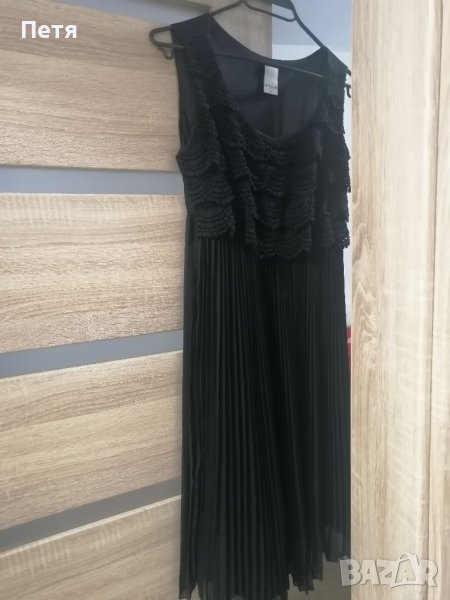 Рокля дантела и плисе, снимка 1