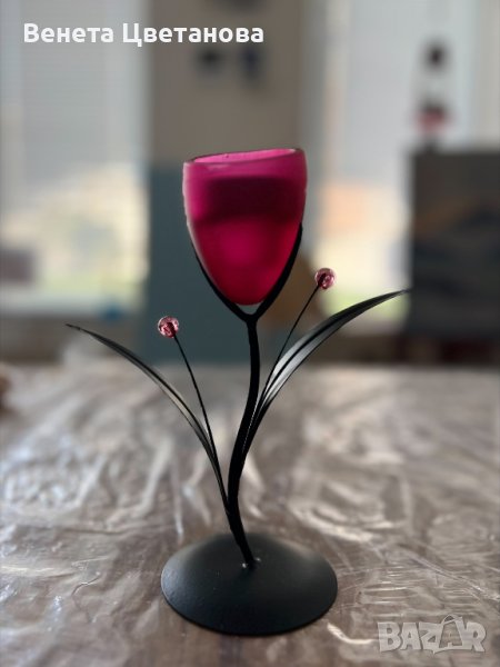 Продавам декоративен свещник ковано желязо и цветно стъкло, снимка 1