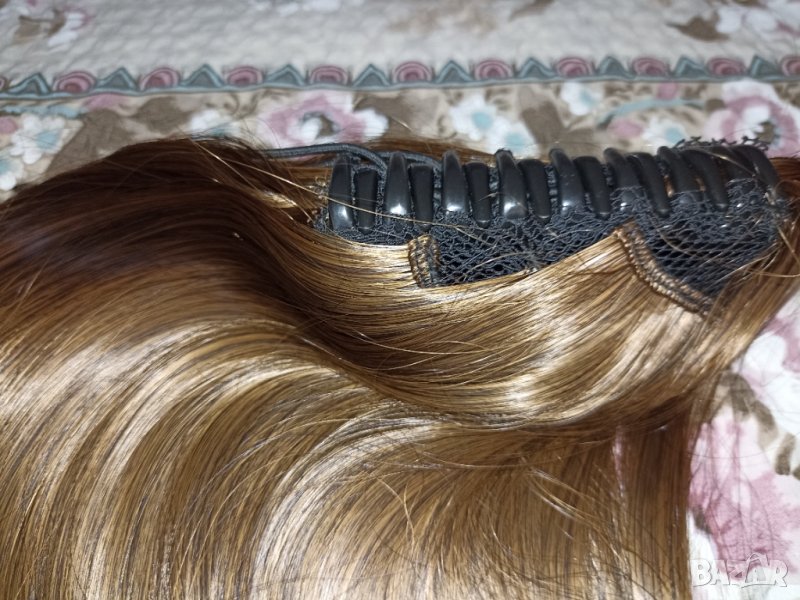 Нова перука /права дълга опашка с шнола в светлокестеняво 68 см , снимка 1