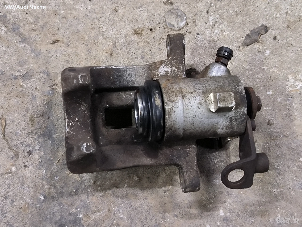Заден десен спирачен апарат за Голф 4 Ауди А3 Сеат Шкода VW Golf 4 Audi A3 Seat Skoda Bora , снимка 1
