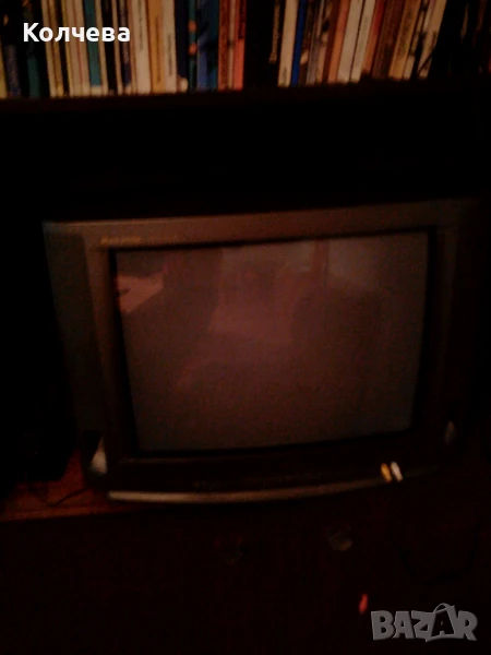 продавам стар модел, отлично запазен, работещ телевизор Шарп, снимка 1