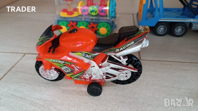 Автовоз мотор влакче , динозавър трансформърс играчки , снимка 6 - Играчки за стая - 29952177