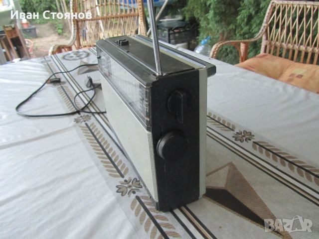 Продавам VEF 221, снимка 2 - Радиокасетофони, транзистори - 51087984