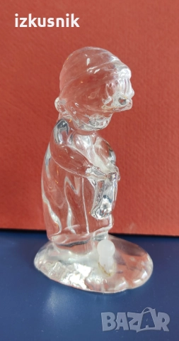 Ретро кристална фигурка Момиче с пате от Magic Cristal – West Germany