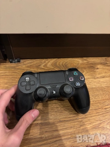 Контролер Sony PS4 Dualshock 4, снимка 4 - Аксесоари - 53046567