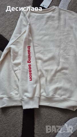 НОВ Светлобежов суиътшърт с принт Дуа Липа H&M/ Dua Lipa, снимка 6 - Суичъри - 52802740