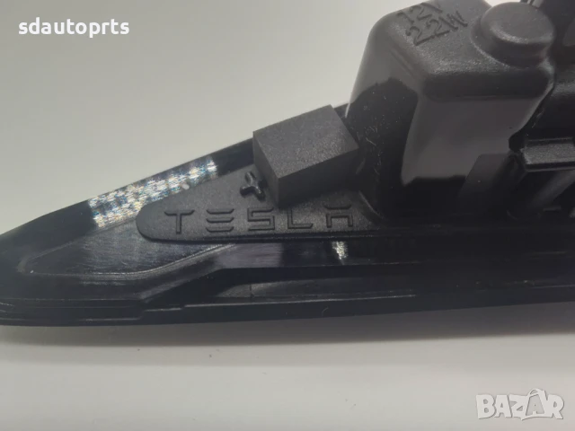1495864-20-D Нова Камера мигач Лява Tesla 3 Y 2017-2023, снимка 7 - Части - 51288462