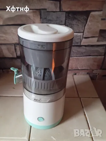 Продавам машина за изцеждане на сок , снимка 2 - Сокоизстисквачки и цитрус преси - 49880401