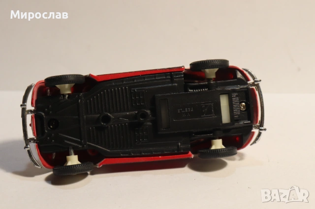 1/43??? HONGWELL VW ПОЖАРНА КОЛИЧКА КАМИОН МОДЕЛ, снимка 8 - Колекции - 53341593