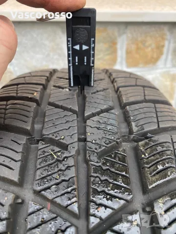 Зимни гуми 195/65/15, снимка 6 - Гуми и джанти - 48117402