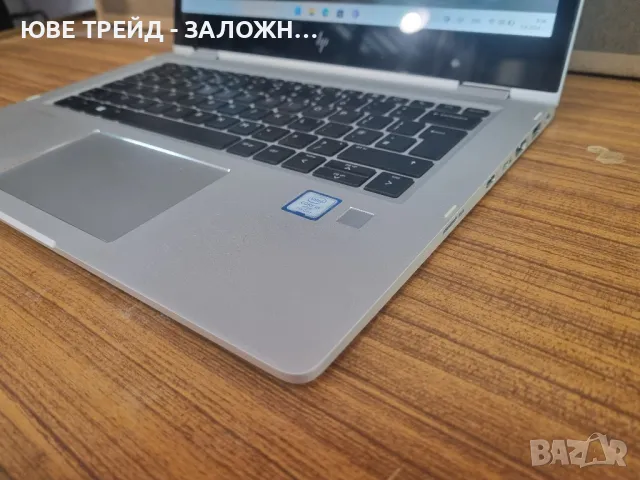 HP EliteBook 1030 G2, снимка 3 - Лаптопи за дома - 47361257