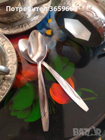 Подстакани,лъжички и поднос, снимка 3 - Сервизи - 40264840