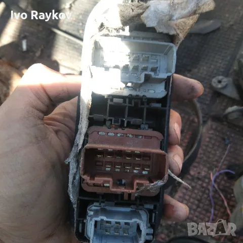 Бутони ел. стъкла за  Renault Scenic II Minivan  8200160603, снимка 2 - Части - 50316573