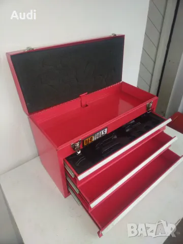 Метален сандък за инструменти с три чекмеджета на релси и капак.  Внос от Германия!  Габаритни разме, снимка 6 - Куфари с инструменти - 47698398