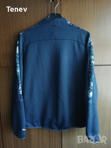 Puma Red Bull Racing Formula One Team T7 Total Eclipse F1 оригинално горнище размер М Пума Ред Бул, снимка 2 - Спортни дрехи, екипи - 43866039