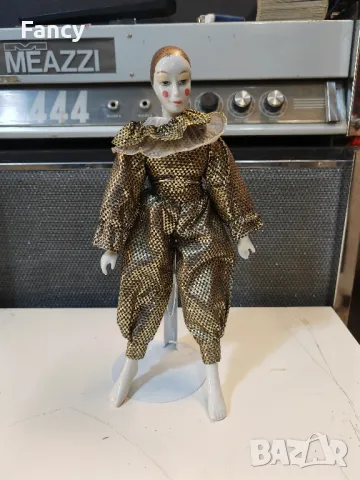 Порцеланова кукла Арлекин