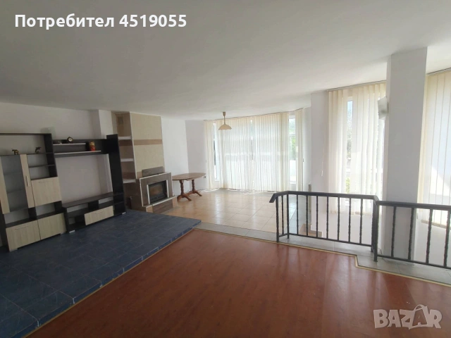 Продавам 2 Къщи в гр Варна м-т Манастирски рид 