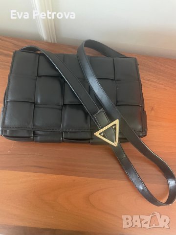 Дамска чанта по модел на bottega veneta , снимка 2 - Чанти - 40668423