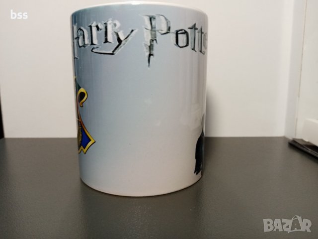 Бяла порцеланова чаша на Хари Потър / Harry Potter, снимка 2 - Чаши - 37049178