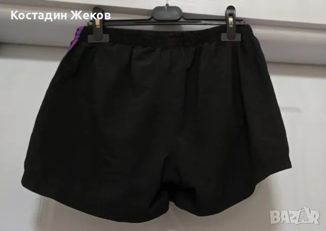 Дамски оригинални къси панталонки.  Adidas , снимка 2 - Къси панталони и бермуди - 50131797