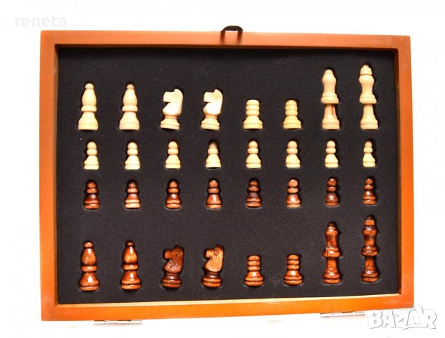 Комплект за шах с аксесоари, Дървен, В кутия, Кафяв, снимка 3 - Шах и табла - 37196296