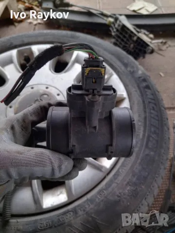 Дебитомер за Opel Corsa D, 1.0i, 1.2i, 1.4i, 2006-2015г., 13307079 , снимка 2 - Части - 49679517