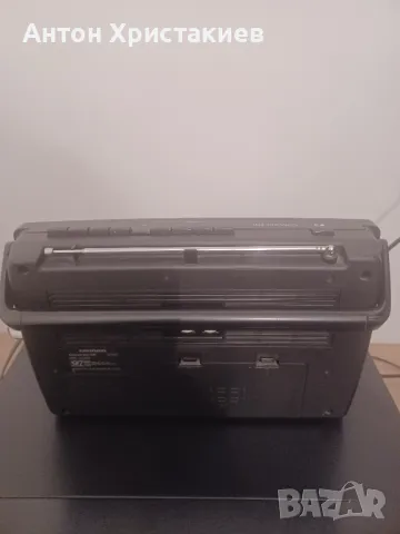 Продавам транзистор Grundig Concert Boy 230, снимка 5 - Радиокасетофони, транзистори - 49680618