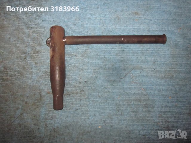 ключ за струг квадрат 12 мм