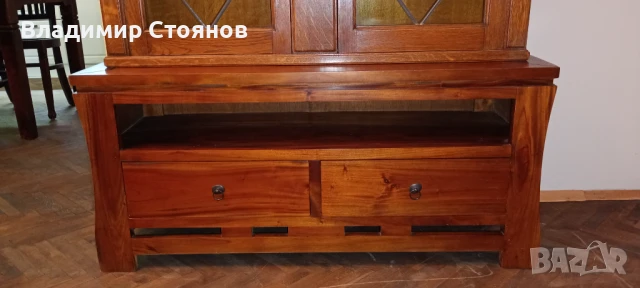 Дървен шкаф за книги + секция (дърворезба), снимка 2 - Шкафове - 50703468