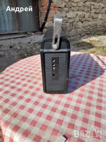 Старо Радио,Радиоприемник Гиала 407, снимка 2 - Антикварни и старинни предмети - 33322493