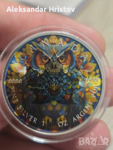 сребърна монета „Кленов лист“  която е част от специална серия.