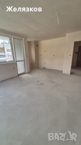 Продава 2-СТАЕН кв. Железник-запад, снимка 8 - Апартаменти - 52316036