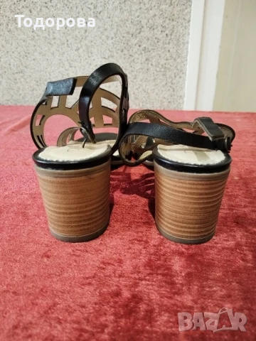 Дамски естествена кожа сандали 39 номер, снимка 3 - Сандали - 41340704