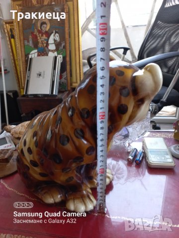 Голяма порцеланова фигура леопард , снимка 3 - Други ценни предмети - 38345457