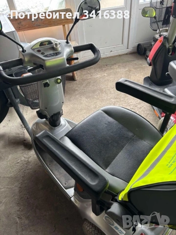 Електрическа количка, снимка 2 - Инвалидни колички - 53078359