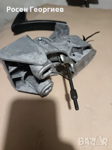 Ръчна спирачка за Ауди А3 8Р , снимка 2 - Автомобили и джипове - 48851357